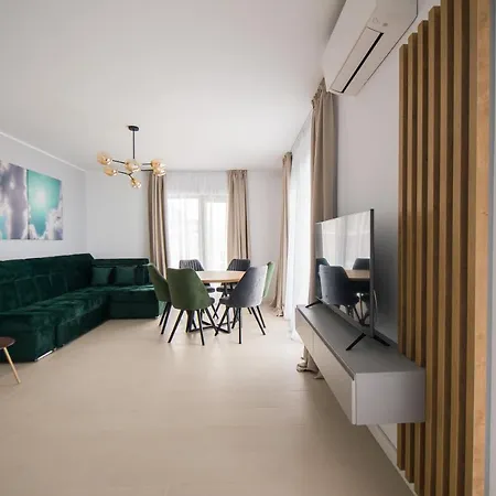 아파트 Promenada Apartments 5