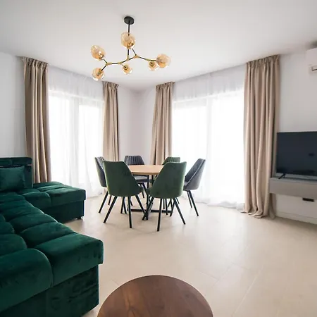 아파트 Promenada Apartments 5 Năvodari