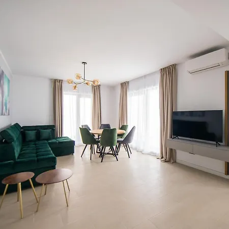 Promenada Apartments 5