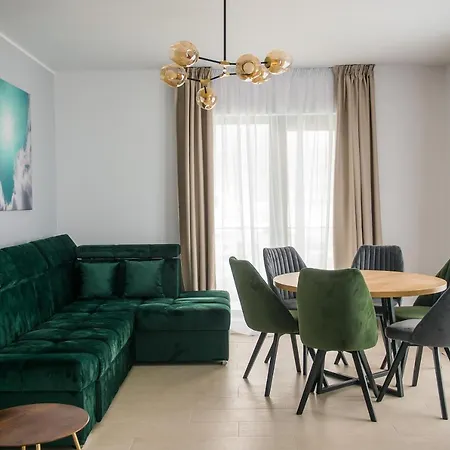 아파트 Promenada Apartments 5